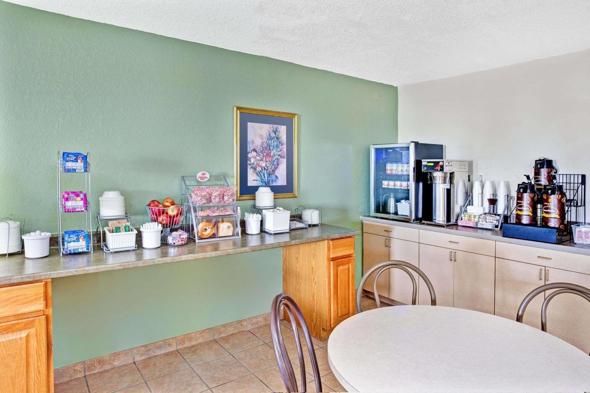 Super 8 By Wyndham Mokena/Frankfort /I-80 Ngoại thất bức ảnh